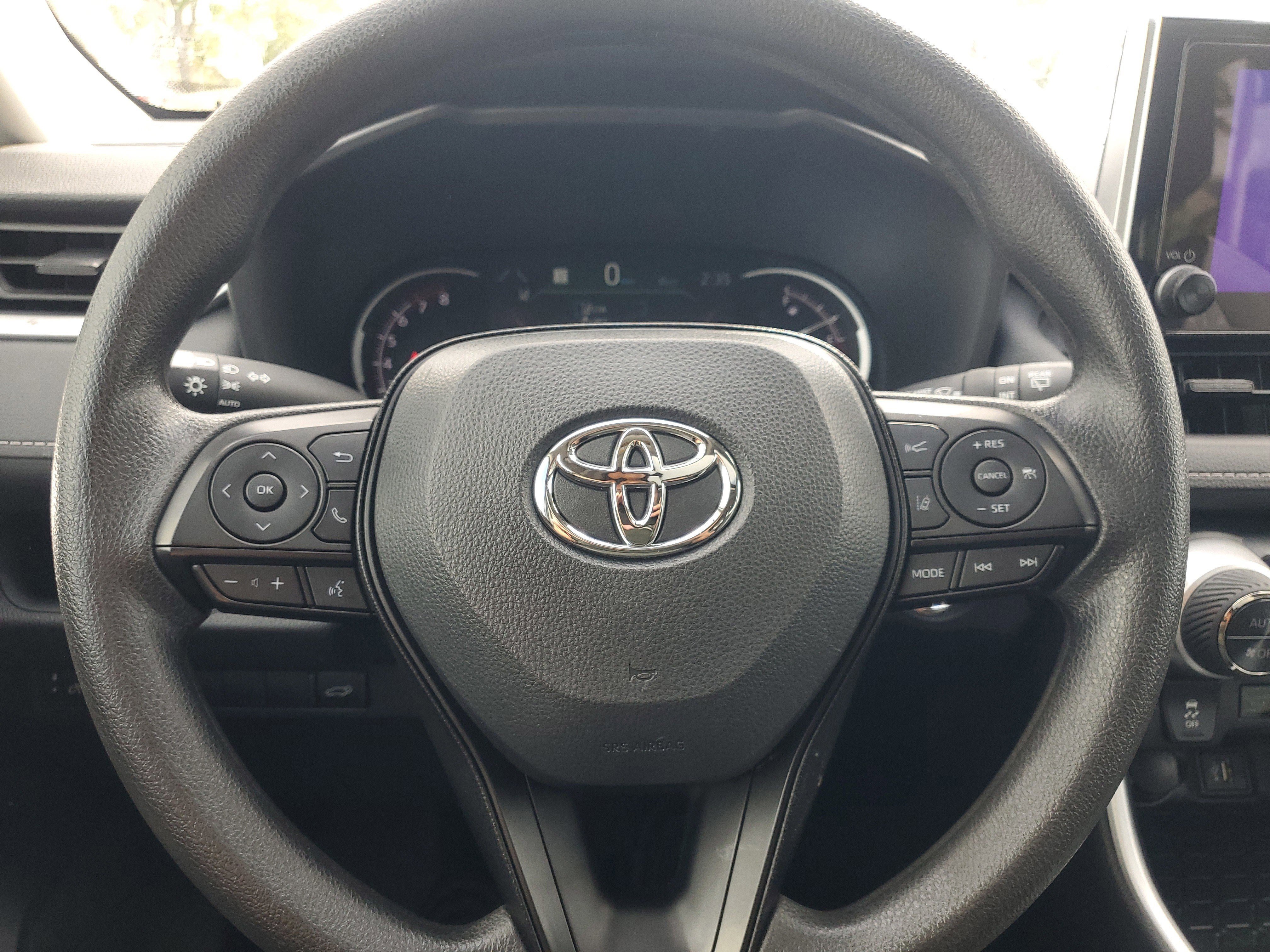 Certified 2025 Toyota RAV4 XLE w/ Convenience Package image 22