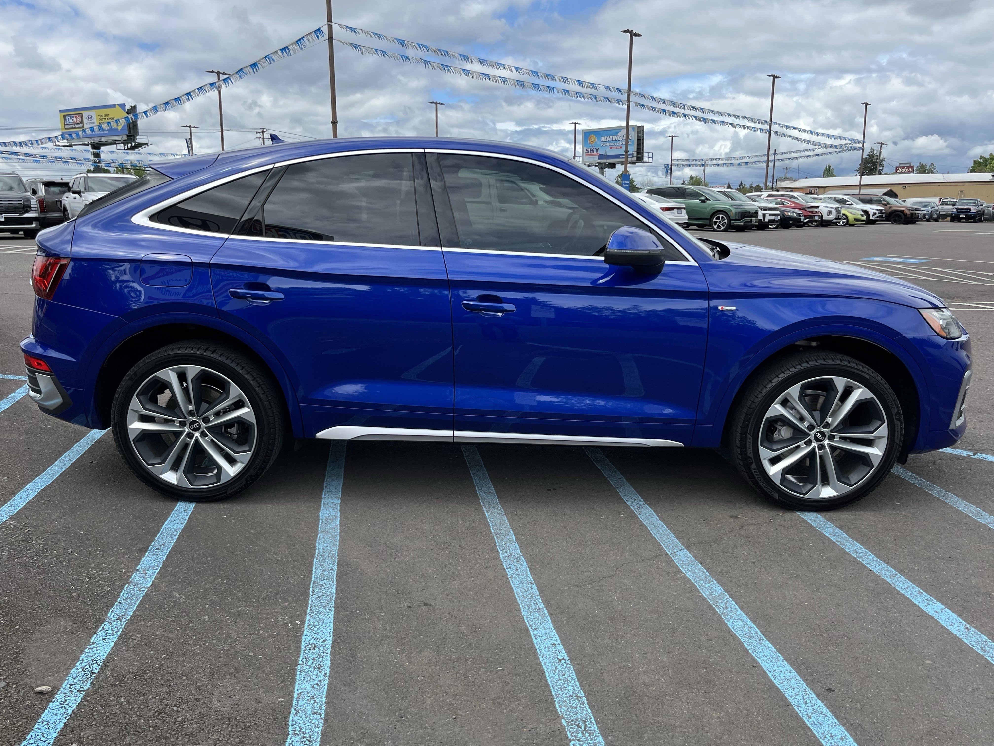 Used 2021 Audi Q5 2.0T Premium Plus w/ Premium Plus Package AWD/4WD image 6