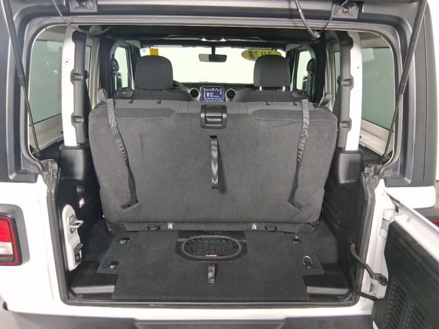 Used 2023 Jeep Wrangler Sport AWD/4WD image 11