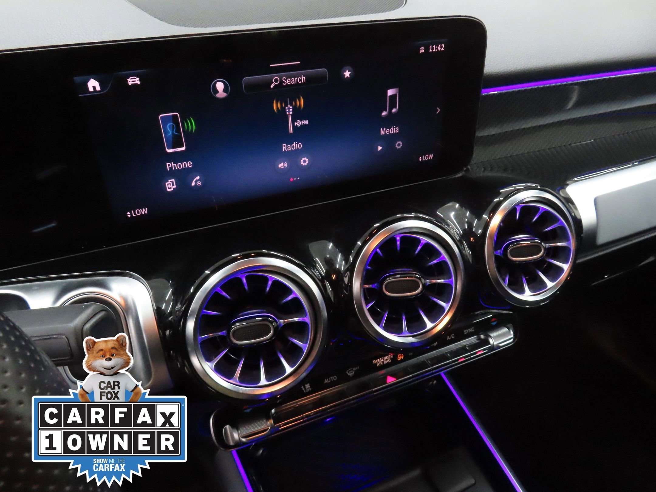 Used 2024 Mercedes-Benz GLB 250 image 16