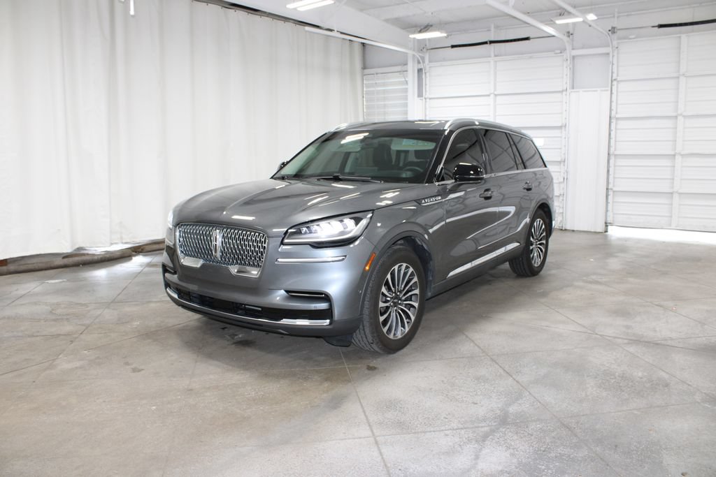 Used 2024 Lincoln Aviator Reserve w/ Equipment Group 201A RWD image 4