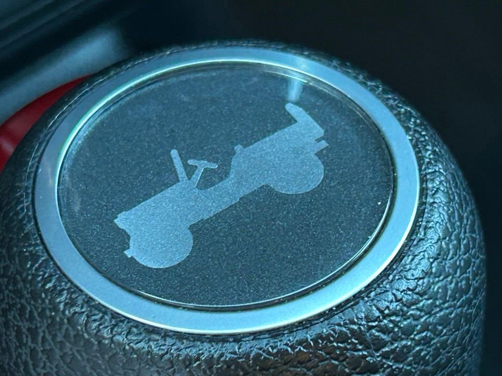 Used 2022 Jeep Wrangler Unlimited Sport image 29