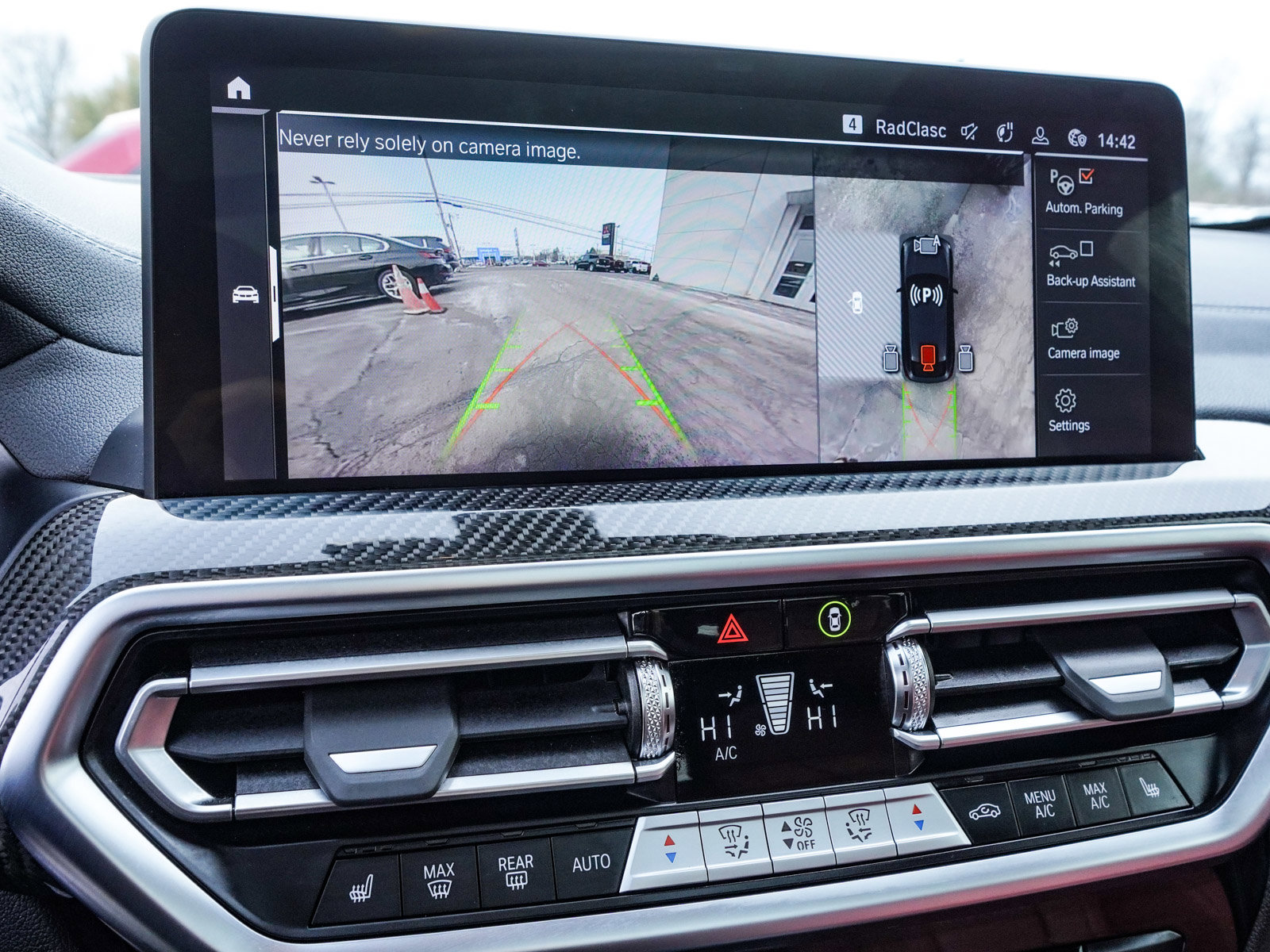 Used 2024 BMW X4 M40i image 22