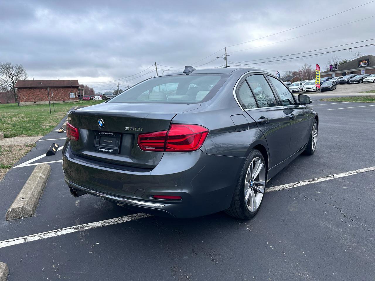 Used 2017 BMW 330i Sedan image 8