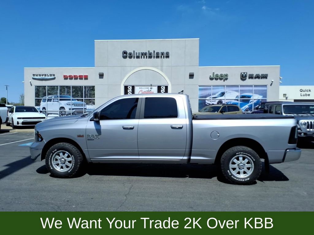 Used 2020 RAM 1500 Classic SLT w/ Luxury Group RWD image 1