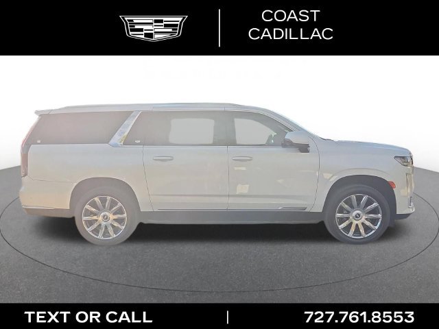 Certified 2022 Cadillac Escalade ESV Premium Luxury Platinum AWD/4WD image 4
