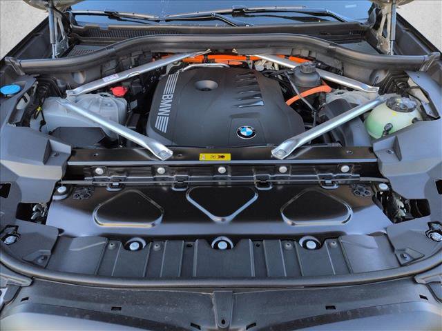 New 2026 BMW X5 xDrive50e image 17
