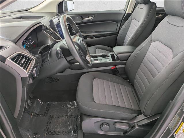 Used 2024 Ford Edge SE w/ Black Appearance Package image 15