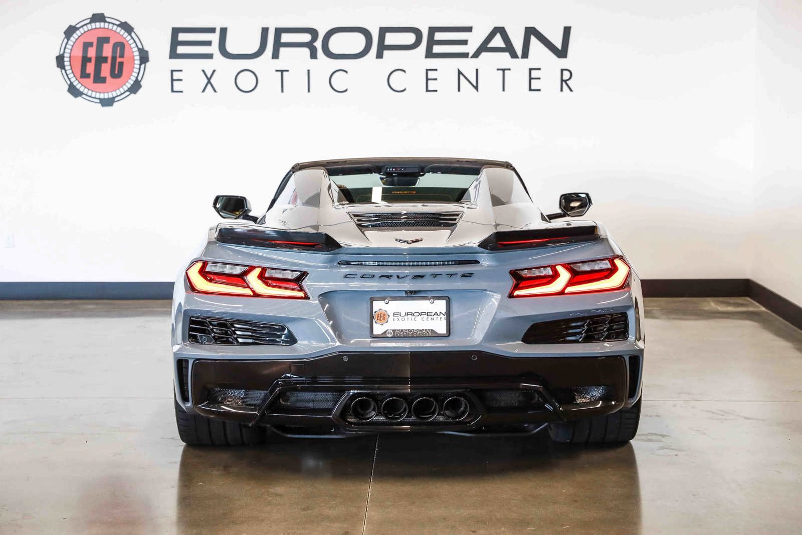 Used 2024 Chevrolet Corvette Z06 w/ Battery Protection Package RWD image 10