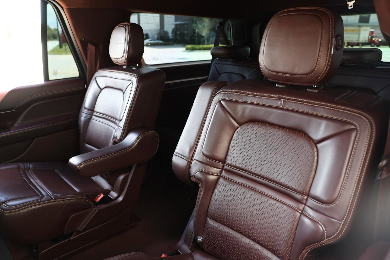 Used 2018 Lincoln Navigator L Black Label image 10