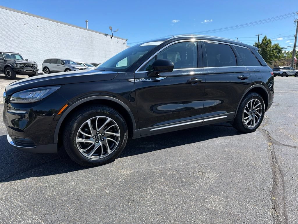 Used 2020 Lincoln Corsair AWD w/ Equipment Group 101A image 4