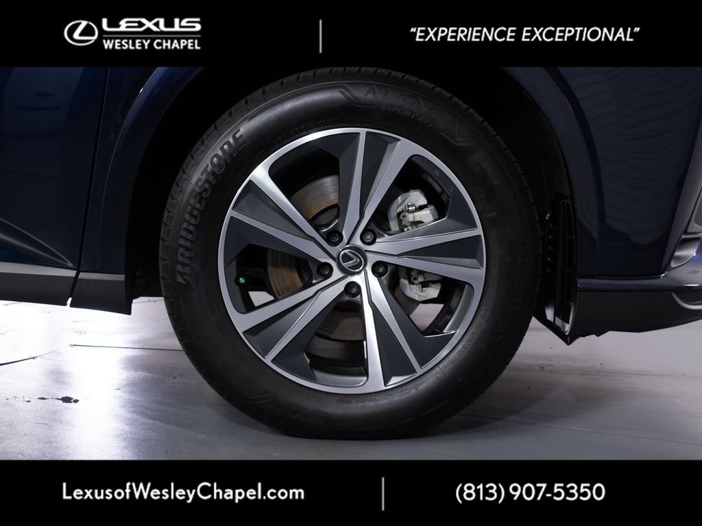 Used 2025 Lexus RX 350 Premium w/ Accessory Package (Z1) FWD image 3