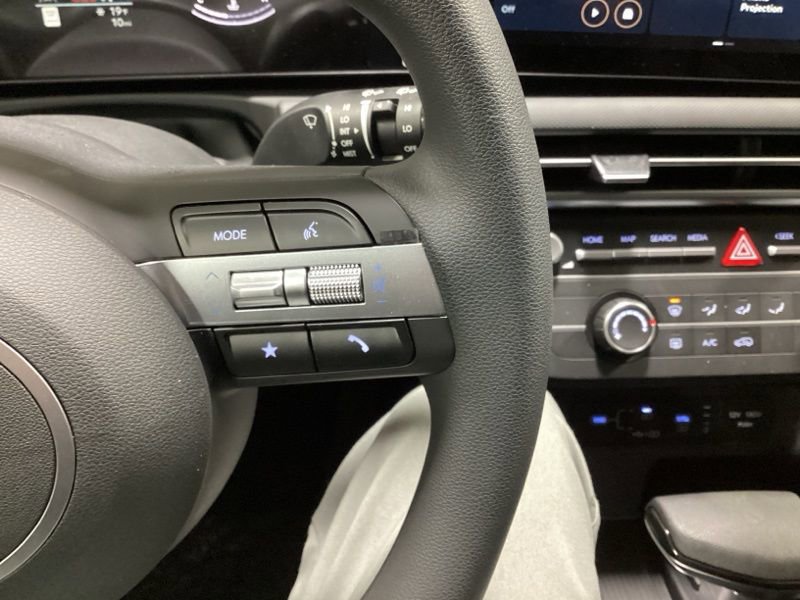 New 2026 Hyundai Tucson SE image 23