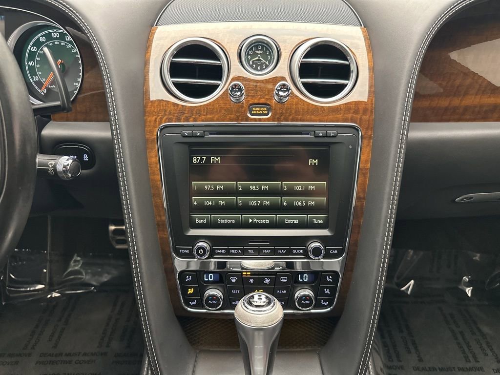 Used 2015 Bentley Flying Spur V8 image 24