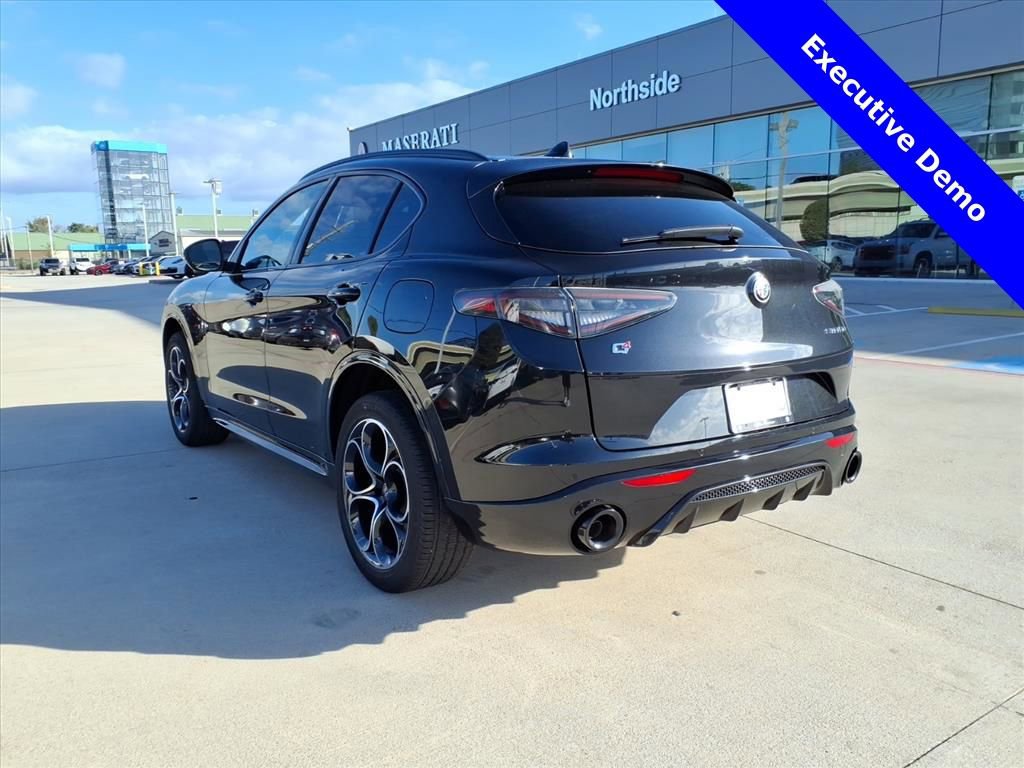 New 2025 Alfa Romeo Stelvio Sprint w/ Veloce Package AWD/4WD image 10
