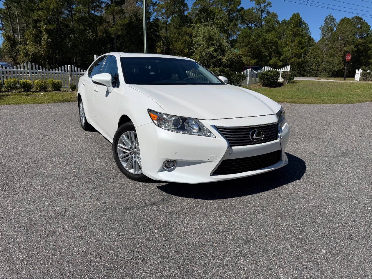 Used 2015 Lexus ES 350 w/ Luxury Package FWD image 37