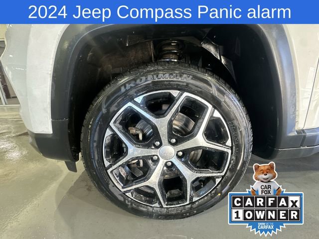 Used 2024 Jeep Compass Limited image 28