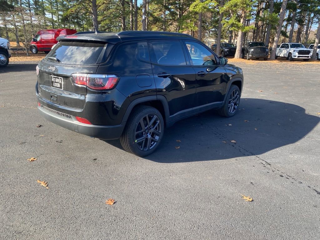 New 2026 Jeep Compass Latitude image 5