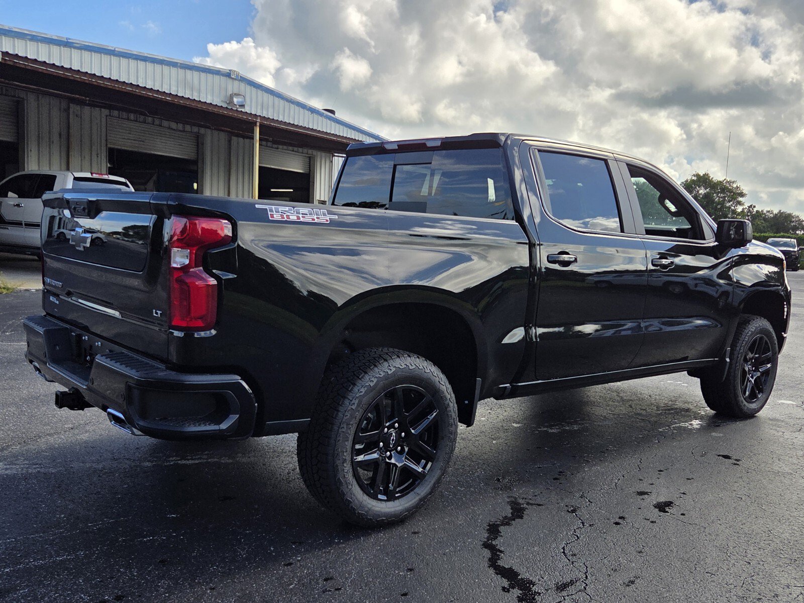 New 2026 Chevrolet Silverado 1500 LT Trail Boss w/ LT Trail Boss Premium Package AWD/4WD image 5