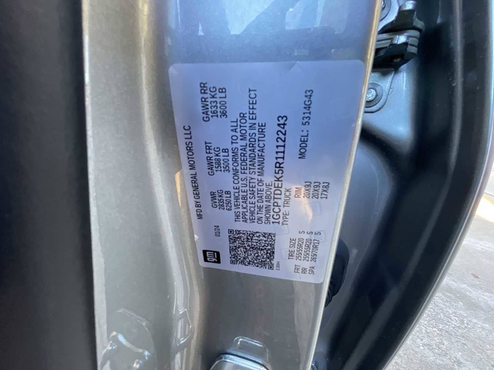 Certified 2024 Chevrolet Colorado Z71 w/ Advanced Trailering Package image 33