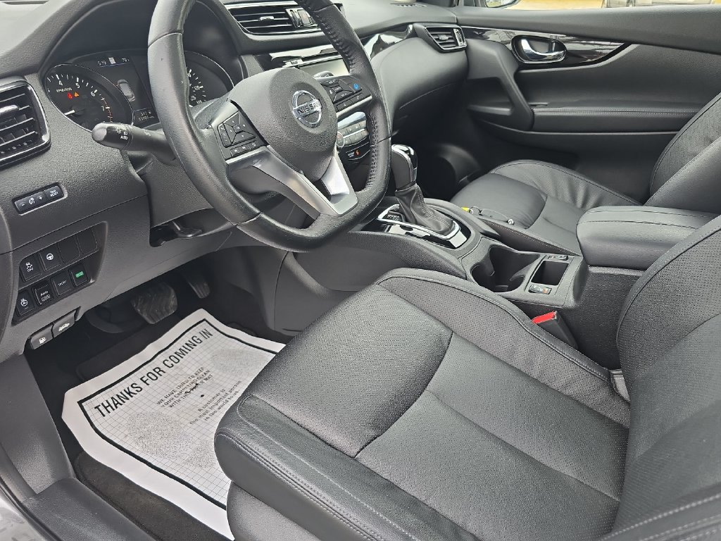 Used 2021 Nissan Rogue Sport SL w/ Premium Package AWD/4WD image 13