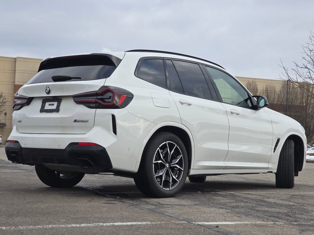 Used 2024 BMW X3 M40i w/ Premium Package image 17