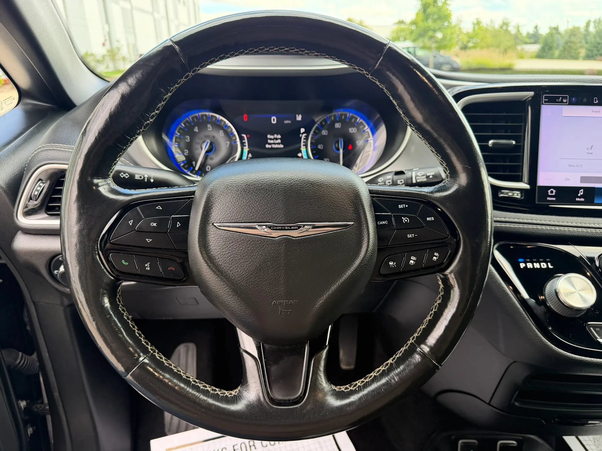 Used 2021 Chrysler Pacifica Touring w/ S Appearance Package FWD image 28