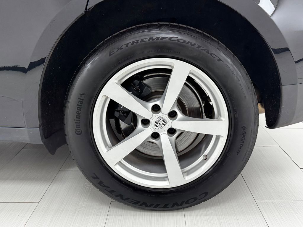 Used 2019 Porsche Macan image 40