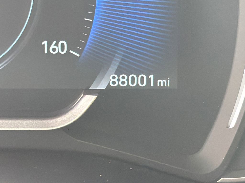 Used 2019 Hyundai Santa Fe FWD image 28