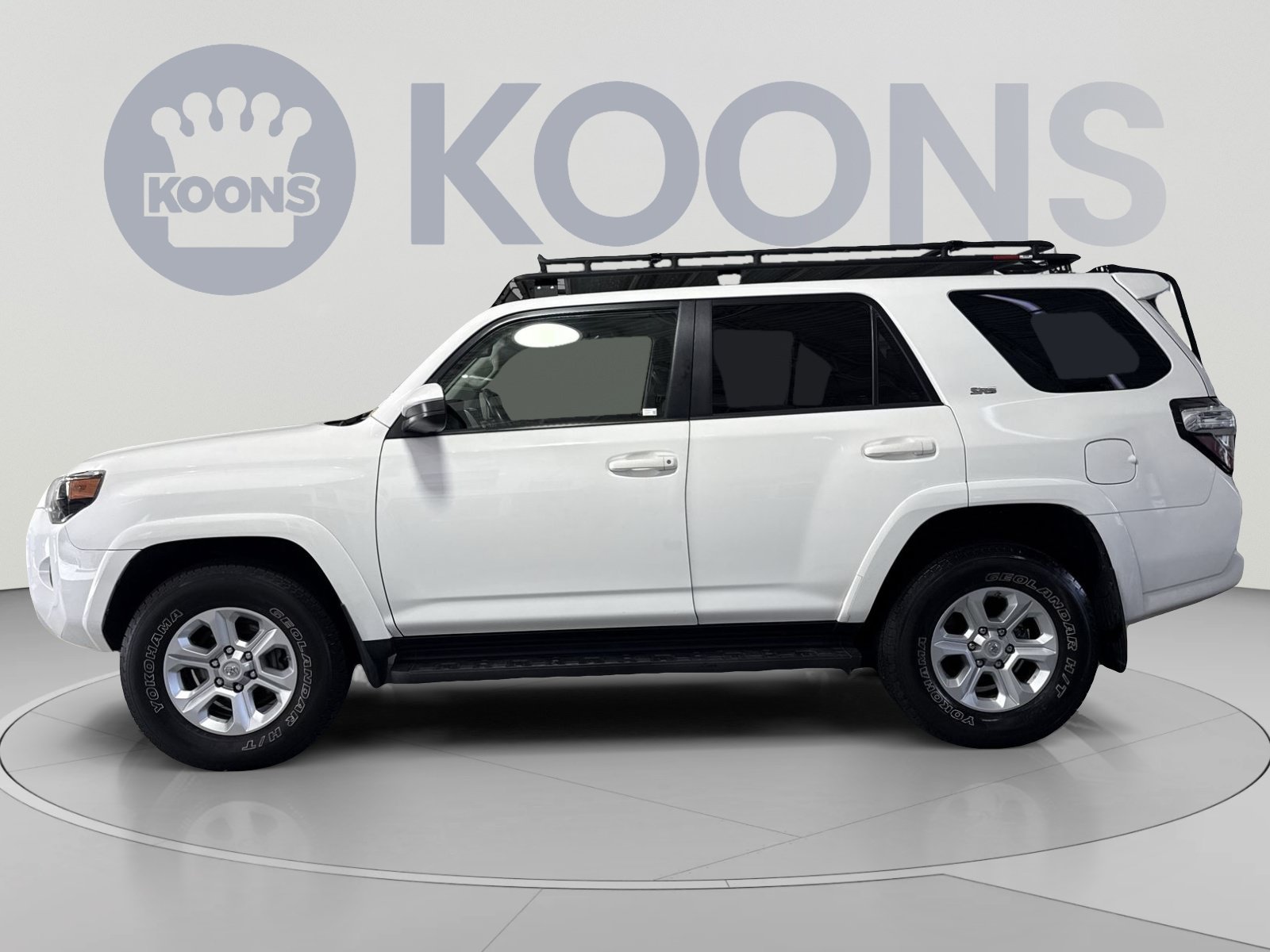 Used 2019 Toyota 4Runner SR5 AWD/4WD image 7