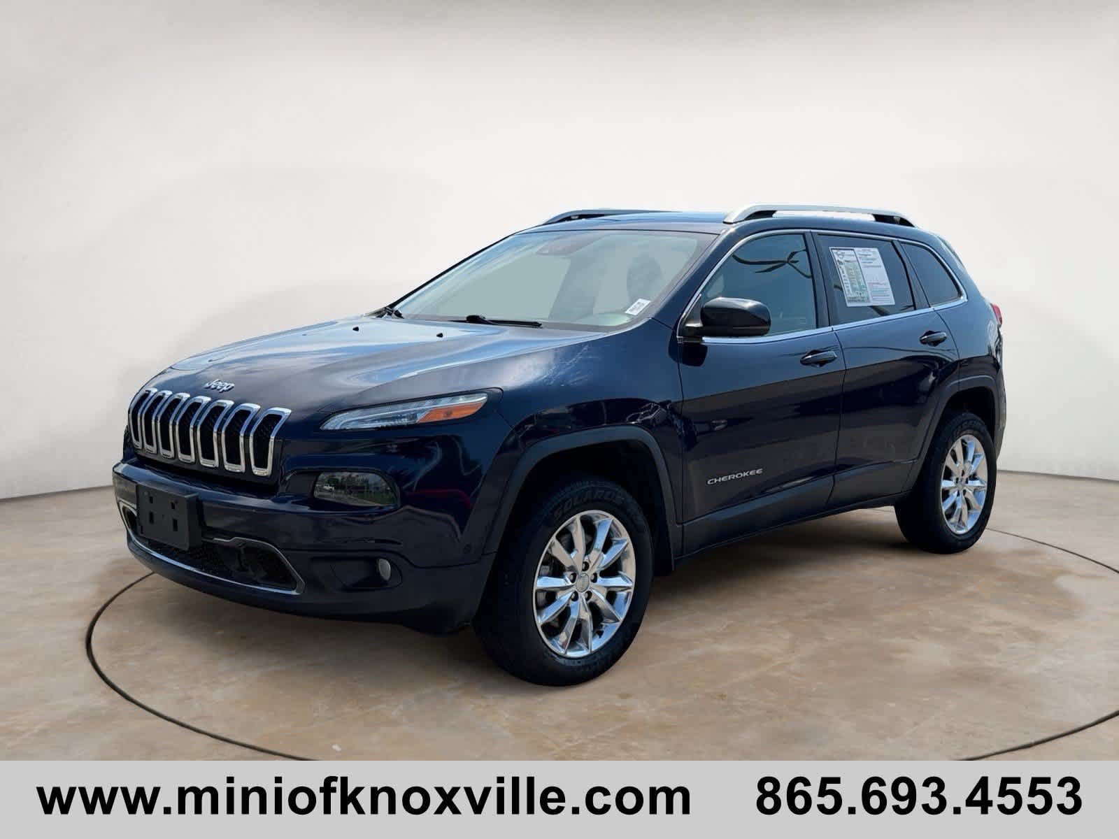 Used 2015 Jeep Cherokee Limited w/ Luxury Group AWD/4WD image 7