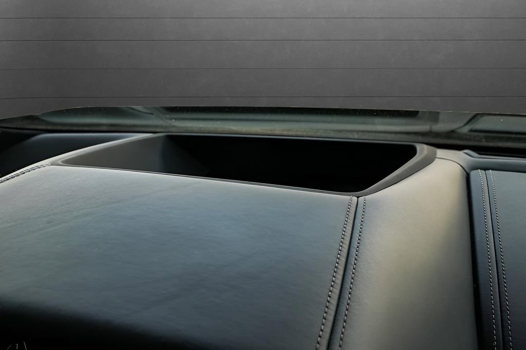 Used 2023 BMW M850i xDrive Coupe image 45