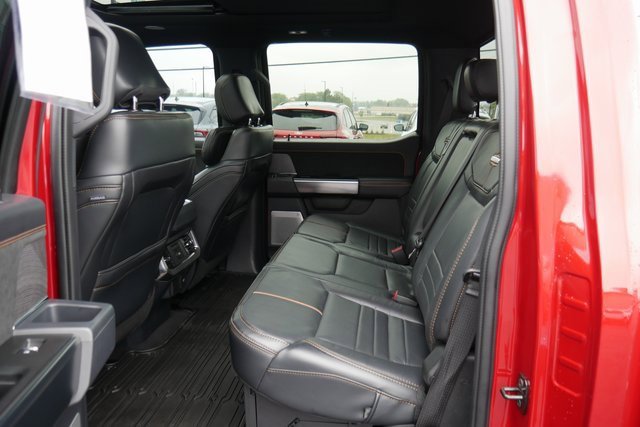 Used 2024 Ford F450 Platinum w/ FX4 Off-Road Package image 27