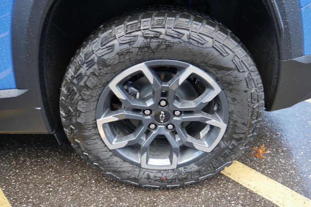 New 2026 Chevrolet Equinox ACTIV w/ Convenience Package III image 34