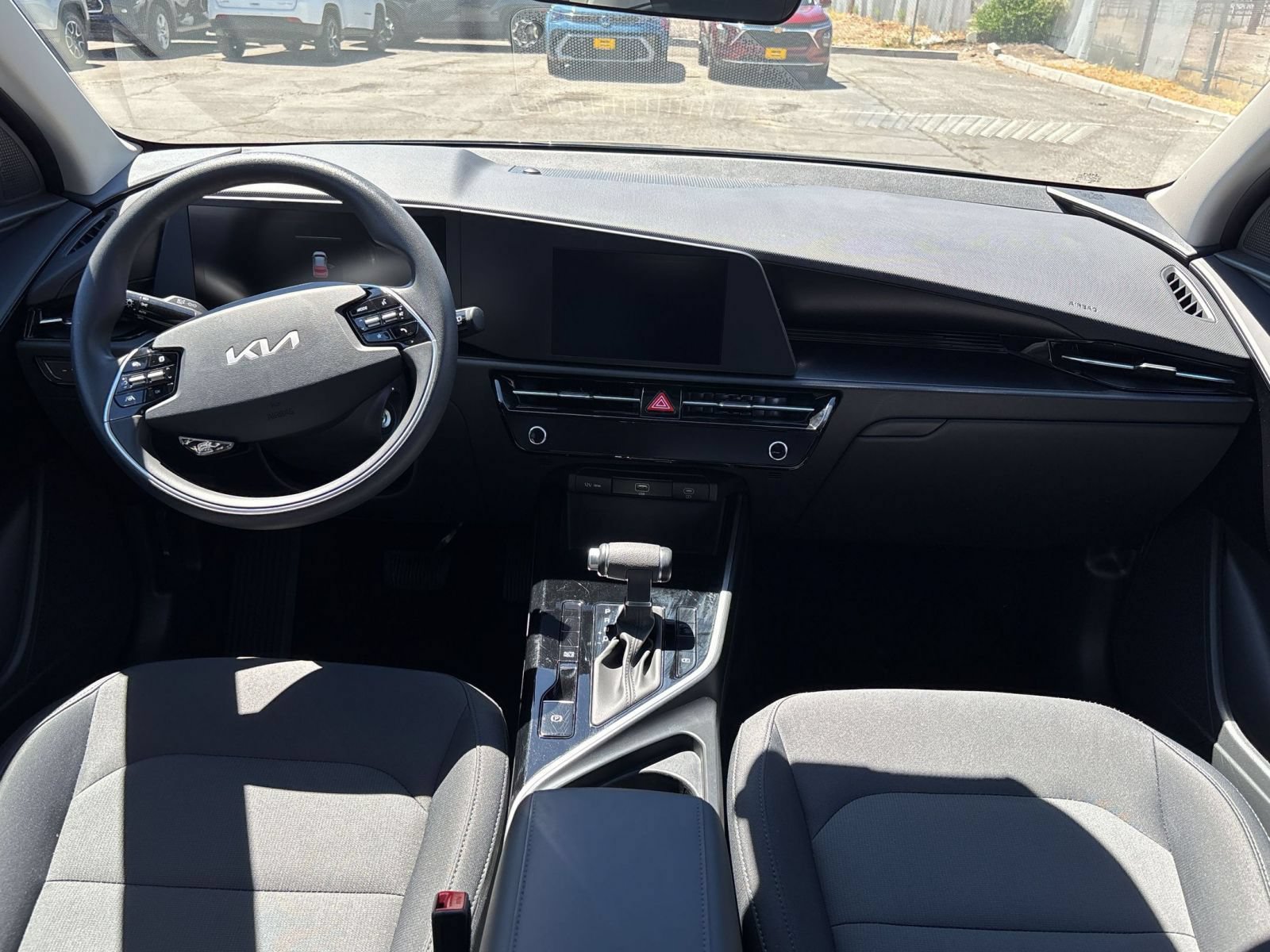 Used 2026 Kia Niro LX FWD image 9