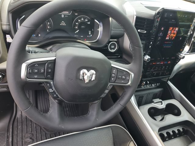 New 2026 RAM 1500 Laramie w/ Night Edition AWD/4WD image 18