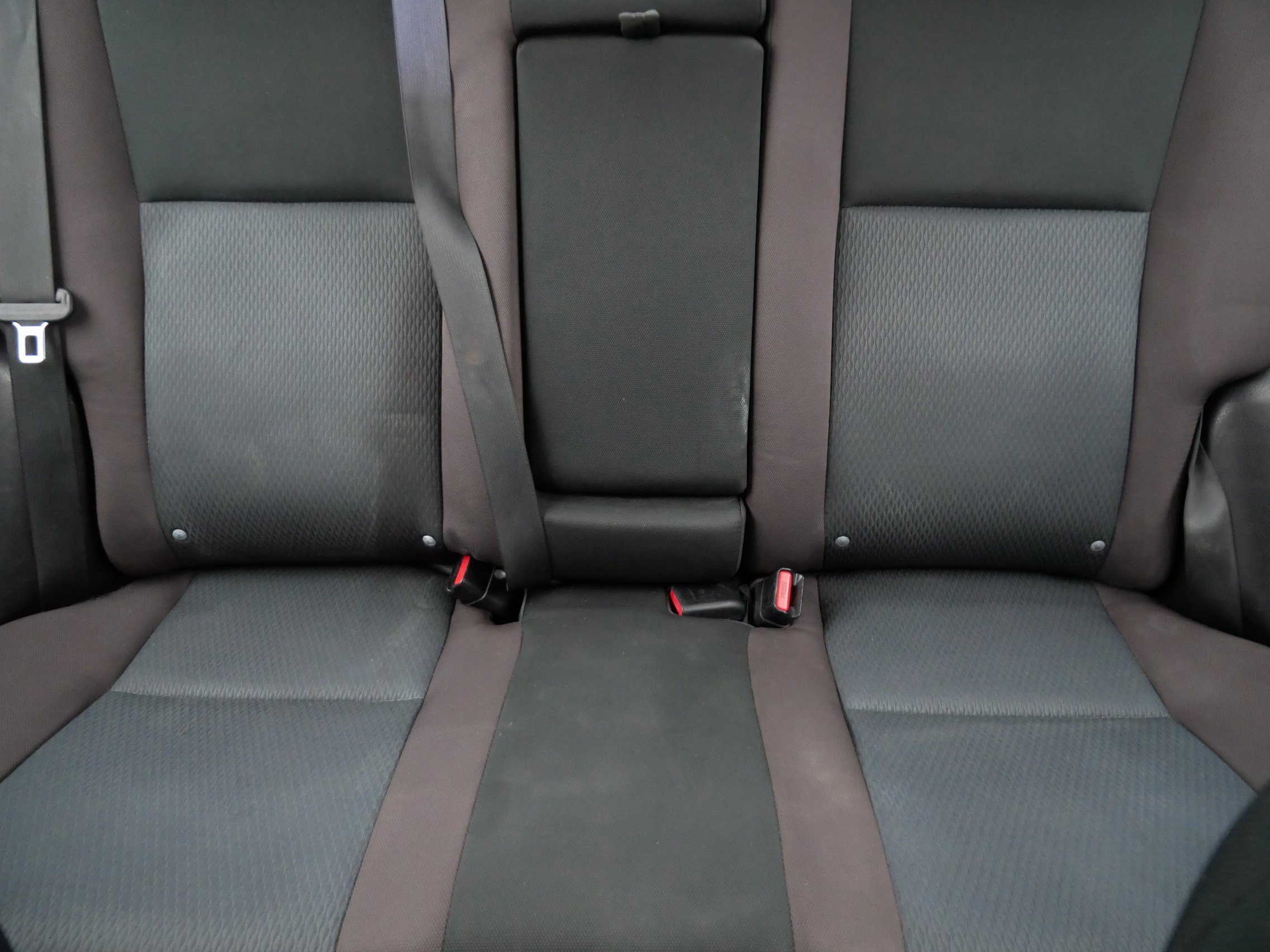 Used 2019 Toyota Corolla LE FWD image 13