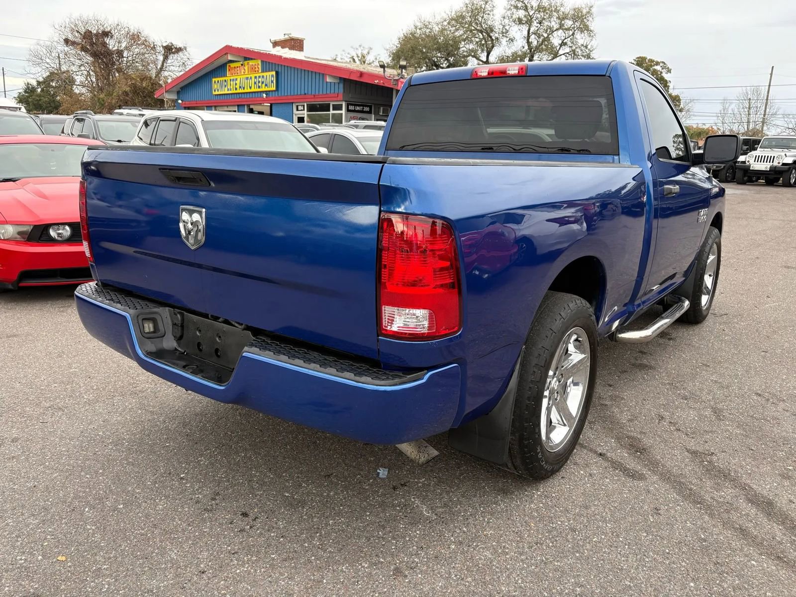 Used 2014 RAM 1500 Express image 5