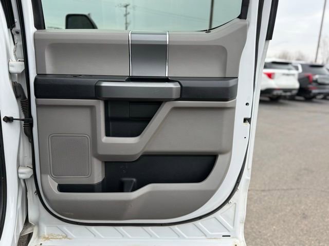 Used 2018 Ford F150 XLT w/ Equipment Group 302A Luxury image 16