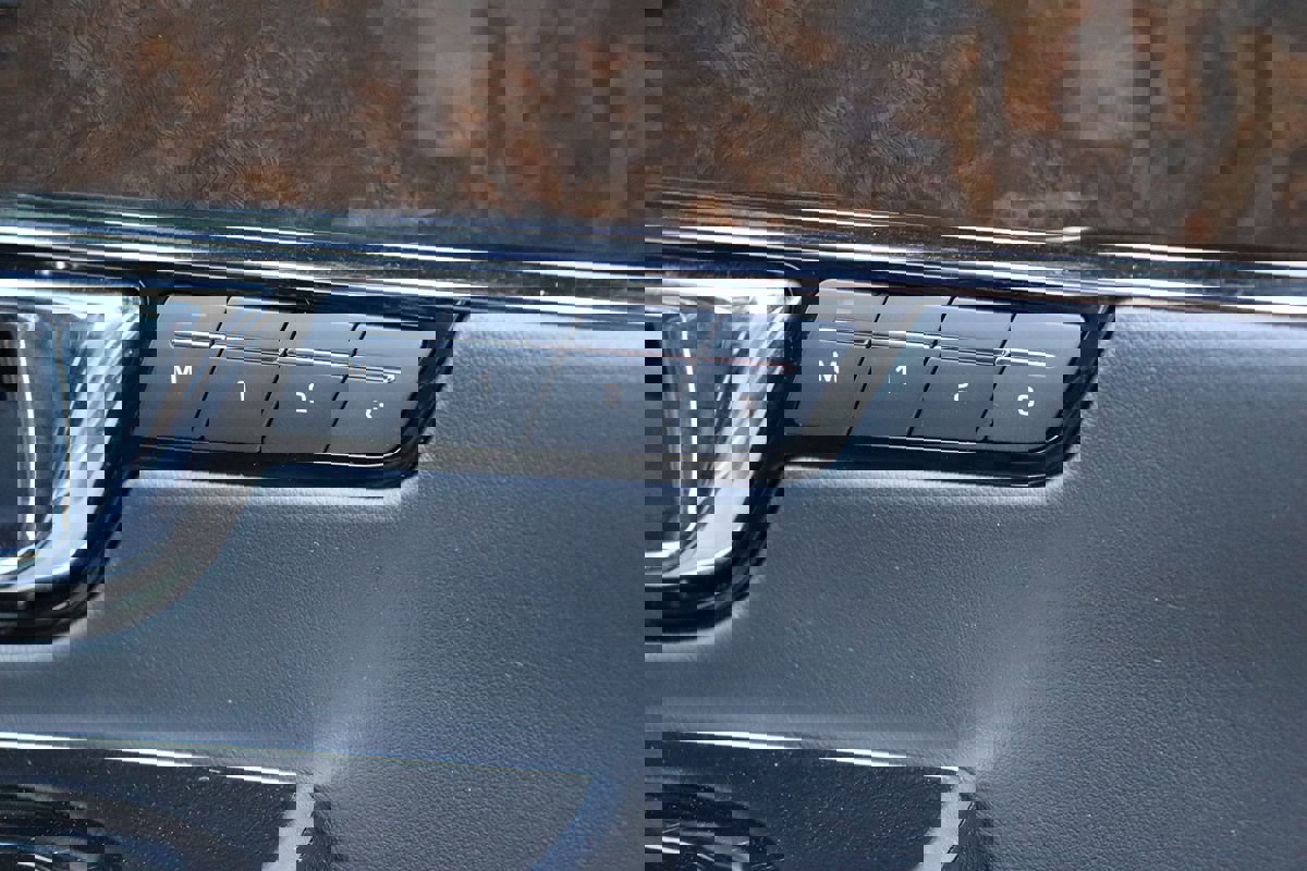 Used 2019 Jaguar XJ L Portfolio image 50