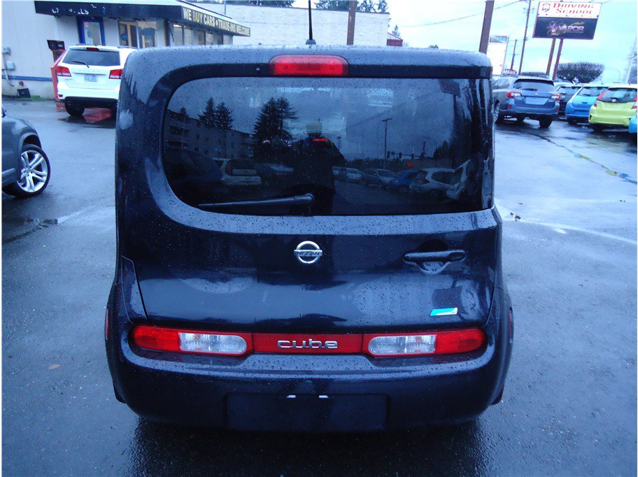 Used 2014 Nissan Cube 1.8 S w/ Interior Designer Package FWD image 8