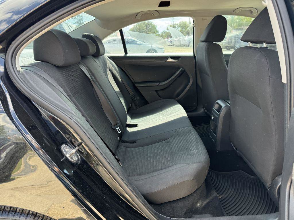 Used 2015 Volkswagen Jetta S FWD image 10