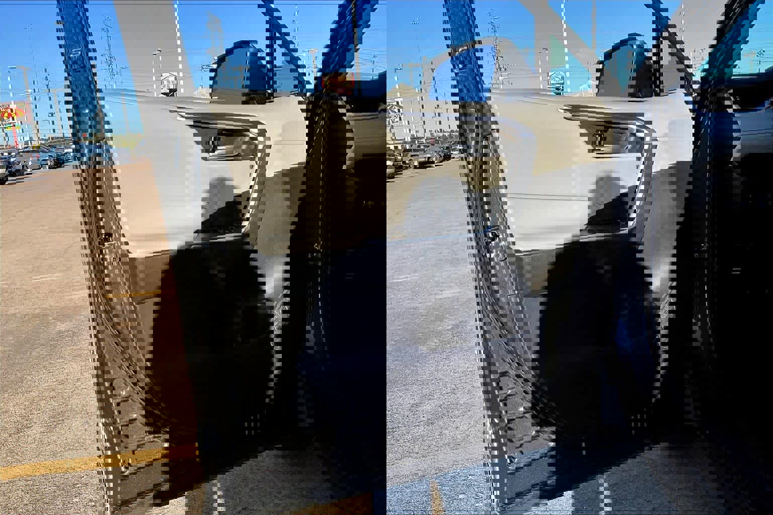 Certified 2023 Toyota RAV4 XLE image 22