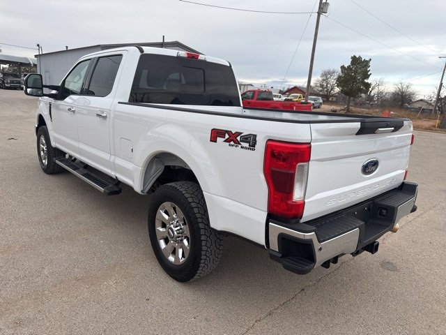 Used 2019 Ford F250 Lariat w/ Chrome Package image 6