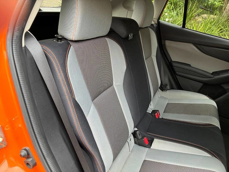 Used 2020 Subaru Crosstrek 2.0i Premium w/ Moonroof Package 2 image 34