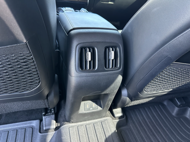 Used 2022 Hyundai Tucson Limited FWD image 16