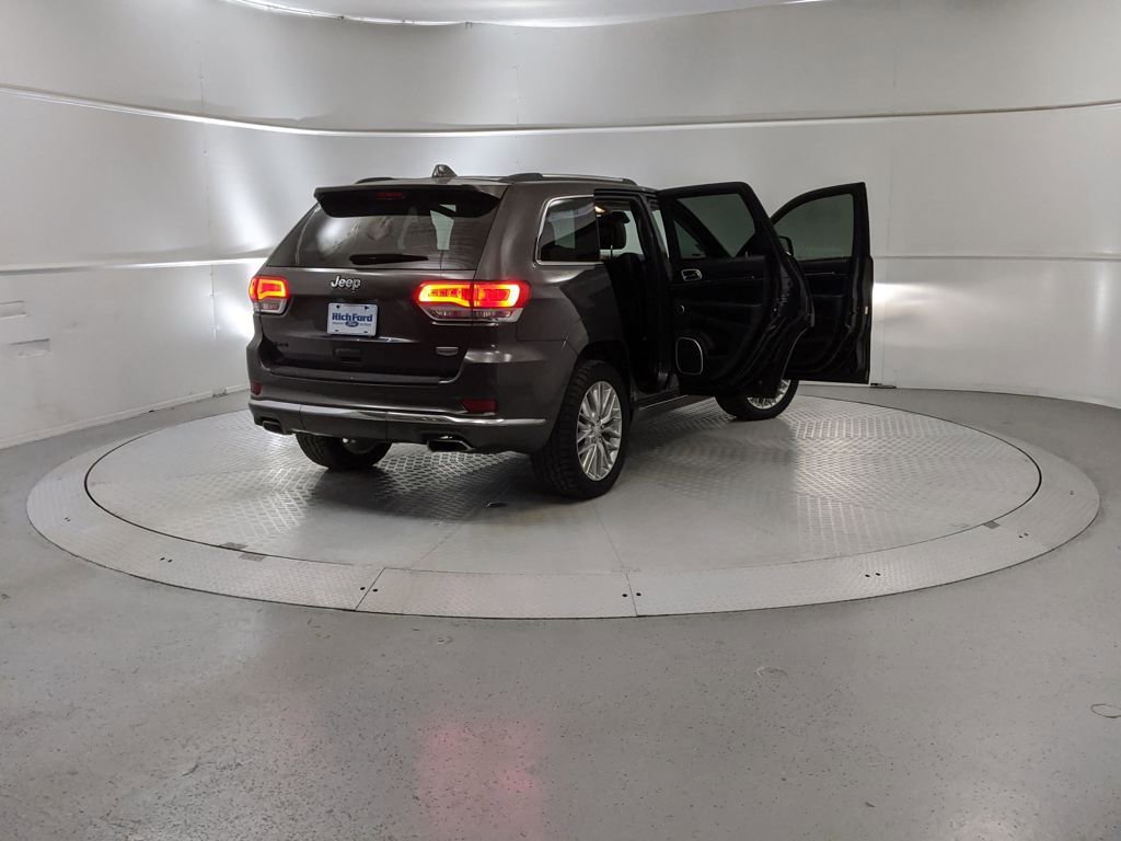 Used 2018 Jeep Grand Cherokee Summit image 9
