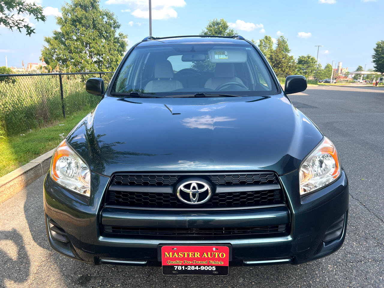 Used 2009 Toyota RAV4 4WD image 2