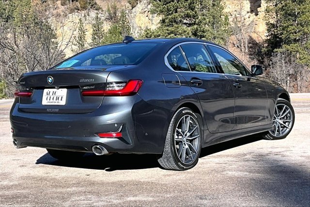 Used 2019 BMW 330i xDrive Sedan w/ Convenience Package image 5