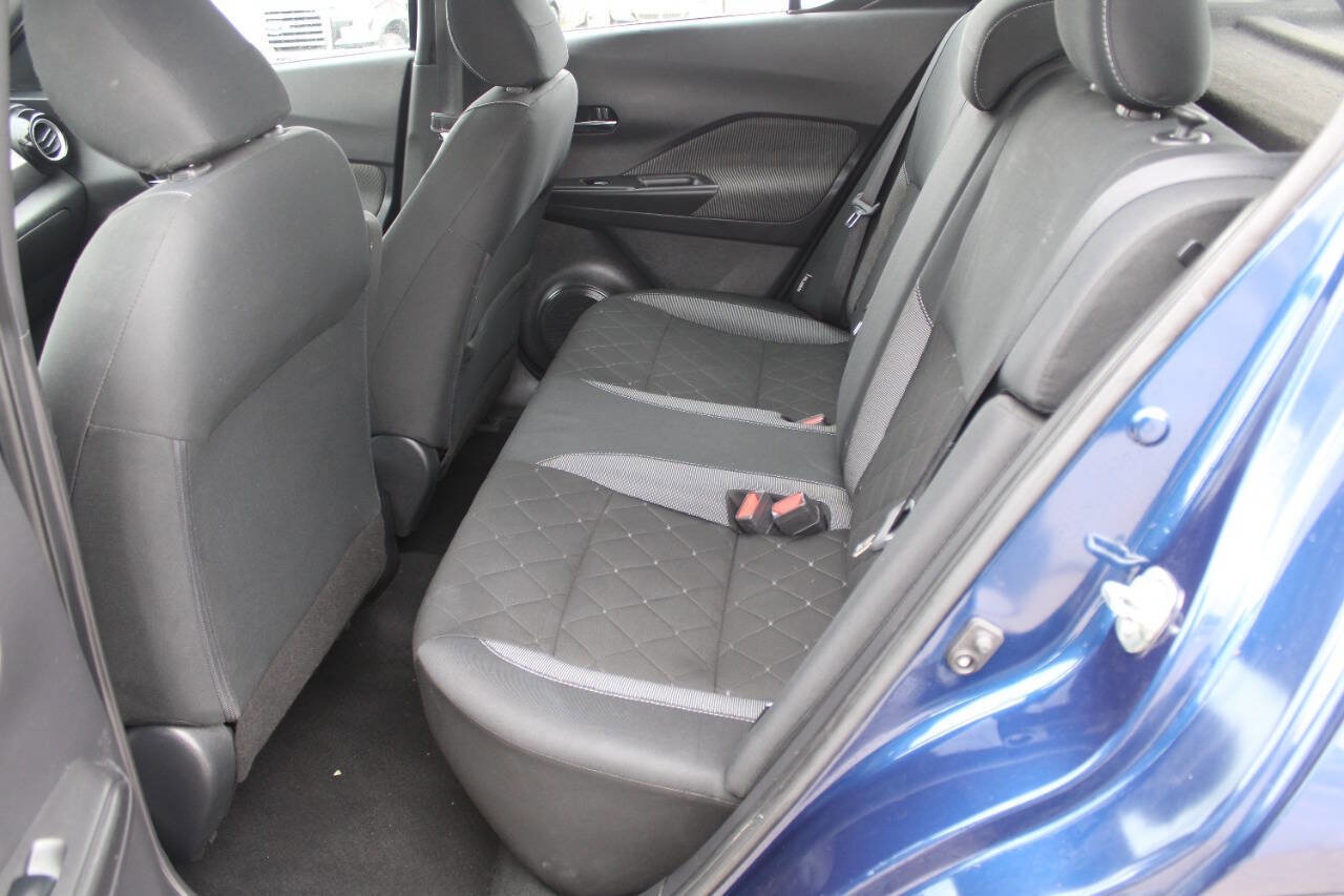 Used 2020 Nissan Kicks SV FWD image 10